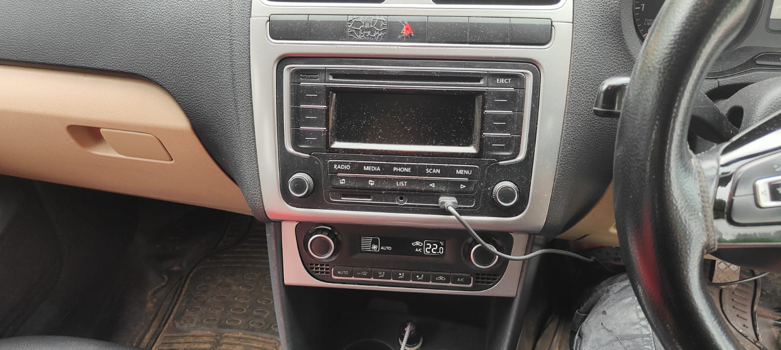 Volkswagen Polo(2012-2014) Highline 1.2l P